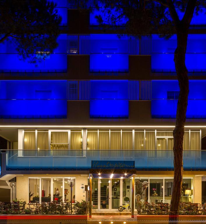 Hotel Desire' Ричоне Екстериор снимка