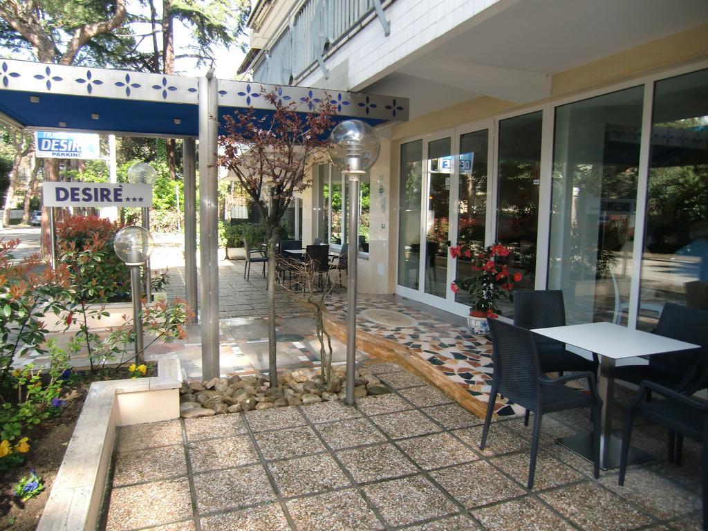 Hotel Desire' Ричоне Екстериор снимка