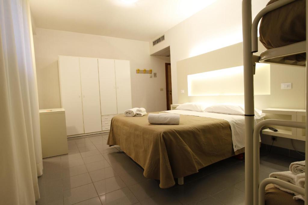 Hotel Desire' Ричоне Стая снимка