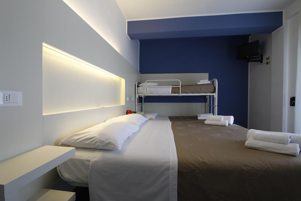 Hotel Desire' Ричоне Екстериор снимка